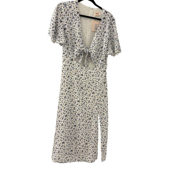 Showpo. Dresses & Skirts - Showpo. Wild and Free Mind Floral White and Blue Dress size 10‎ Whimsical